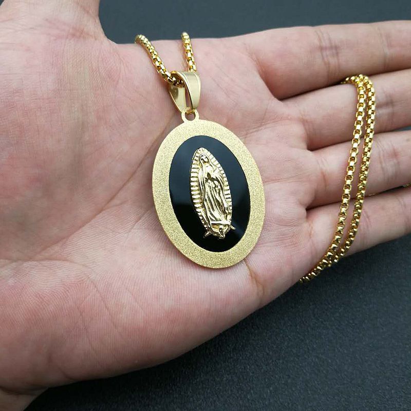 Gold-plated Our Lady Of Gold and Black pendant - Image 4